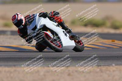 media/Nov-12-2023-SoCal Trackdays (Sun) [[5d1fba4e7d]]/Turn 4 (1120am)/